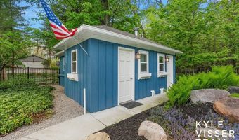 1585 River Oaks Dr SE, Ada, MI 49301