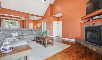 24327 Eagle Site Dr, Abingdon, VA 24211
