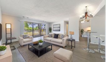 2600 INDIAN Dr 2B, Alexandria, VA 22303