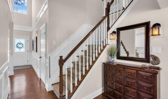 34 Marlin Ct, Bayville, NJ 08721