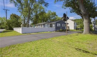 127 Highland Ave, Cumberland, RI 02864