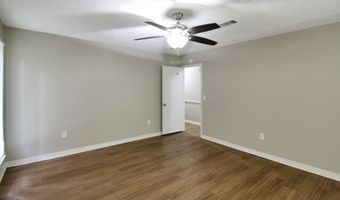 320 Helmsley Dr, Brandon, MS 39047