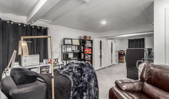 2039 Espana Way, Aurora, CO 80011