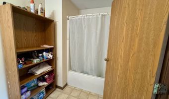 8005 Stonecastle, Athens, OH 45701