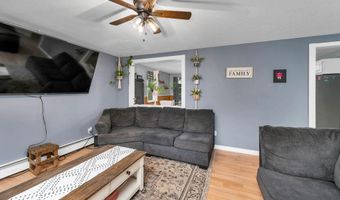 21 Davis Dr, Barnstead, NH 03225