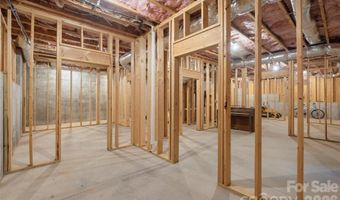 1607 Freemont Dr, Alexis, NC 28006