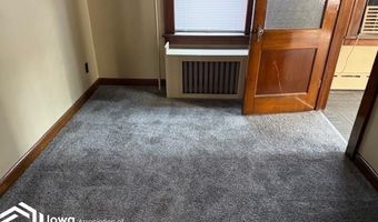 220 W State St, Algona, IA 50511