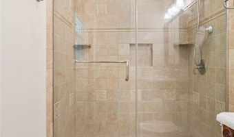 8502 WOODBINE Ln, Annandale, VA 22003