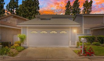 909 S Lake Summit Dr, Anaheim, CA 92807