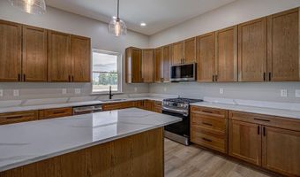 18521 Plano Trail Ln, Aurora, IN 47001