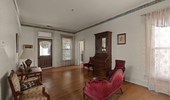 233 E Main St, Bells, TN 38006