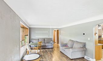 401 N College St, Agency, IA 52530