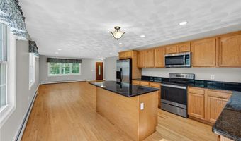 11 Soneric Ln, Richmond, RI 02812