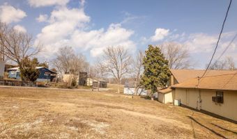 105 Couch St, Alton, MO 65606