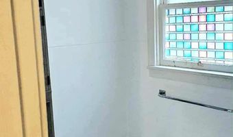 421 Prospect Ave, Alma, MI 48801