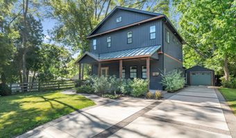 820 Barton Dr, Ann Arbor, MI 48105
