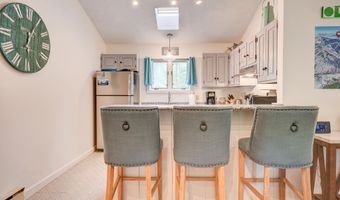 6 Woodland Pines Rd, Bartlett, NH 03812