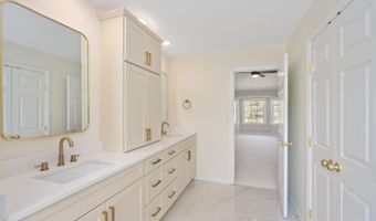 2326 Heather Hill Blvd, Anderson Twp., OH 45244