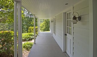 90 Taylor Ln, Alderson, WV 24910