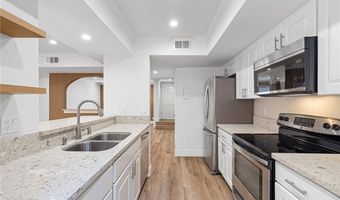 4059 Yankee Dr, Agoura Hills, CA 91301