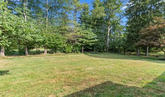 720 OAK TERRACE Dr, Ambler, PA 19002