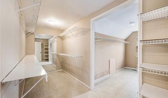 1905 160th St, Basehor, KS 66007