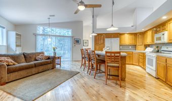 3271 NW Melville Dr, Bend, OR 97703