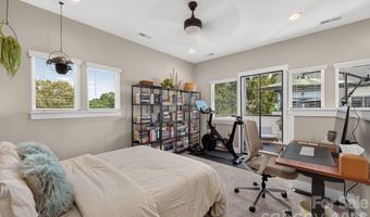 2951 Simpson Dr, Charlotte, NC 28205