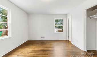 3918 Woodgreen Ter, Charlotte, NC 28205