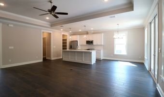 229 Meredith Dr, Bainbridge, GA 39819
