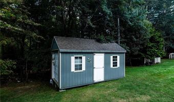 39 Sumner Brown Rd, Cumberland, RI 02864