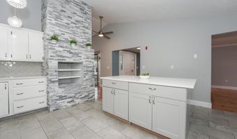 240 Oak St, Centerville, MA 02632