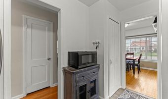 7609 Rosedale Blvd, Allen Park, MI 48101