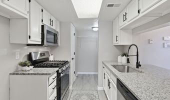 5220 Chuckwagon Trl NW, Albuquerque, NM 87120