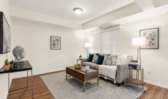 19 SHAGBARK Ct, Rockville, MD 20852