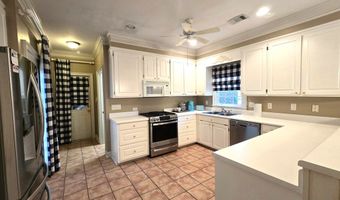 2303 Saddlebrook Ct, Albany, GA 31721