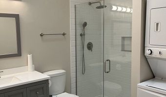 903 Main St 1, Antioch, IL 60002