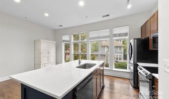 928 Garden District Dr, Charlotte, NC 28202