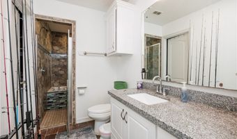320 S 10th St, Aransas Pass, TX 78336