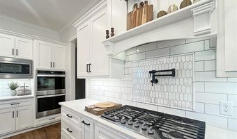 3703 H E Johnson Rd, Alvaton, KY 42122