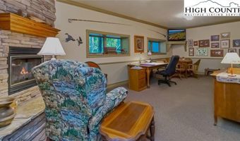 430 Crooked Creek Ln, Banner Elk, NC 28604