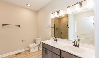 17 Red Oak Dr, Bedford, IN 47421