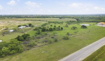 1764 E LOOP 1604 S, Adkins, TX 78101