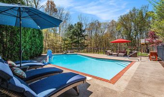 6526 Ada Dr SE, Ada, MI 49301