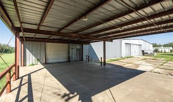 909 C St, Barling, AR 72923