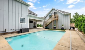 448 SW C St, Bentonville, AR 72712