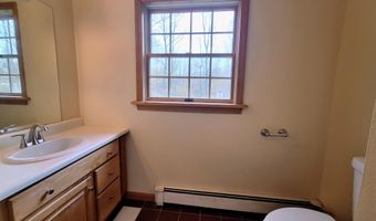20 Brandywine Cir, Auburn, ME 04210