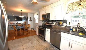 49 Parramatta Rd, Beverly, MA 01915
