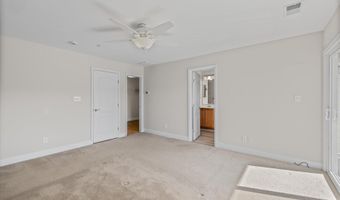 10900 HOLYSTONE Ln 202, Berlin, MD 21811