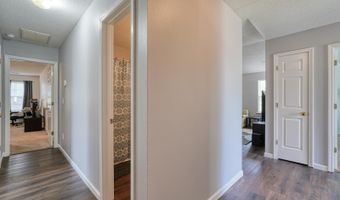 502 Usher Ct, Boiling Springs, SC 29316
